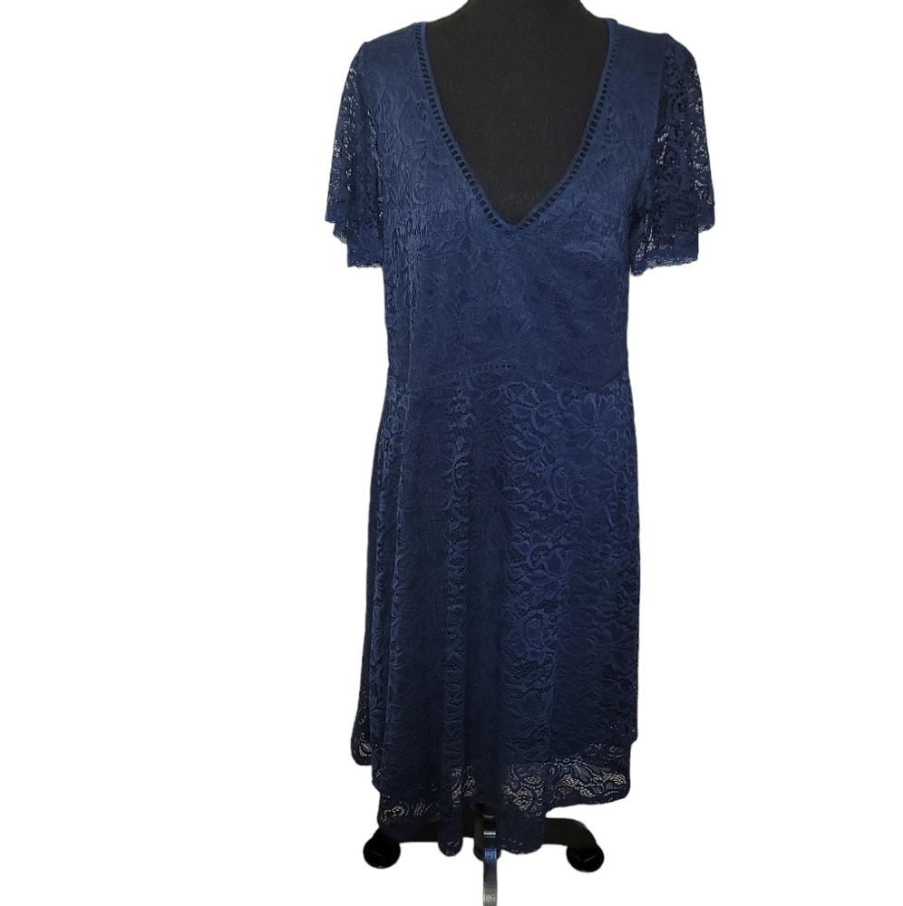 ⭐️Torrid Navy Blue Lace VNeck Knit Short Sleeve Dress Sz 10